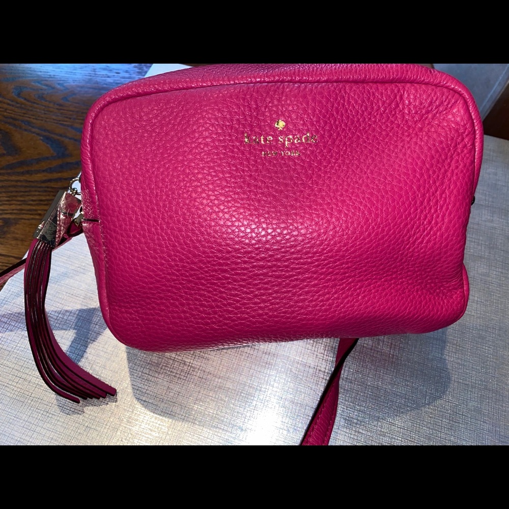 Hardly used kate spade crossbody